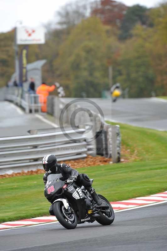 Motorcycle action photographs;Trackday digital images;event digital images;eventdigitalimages;no limits trackday;oulton park;oulton park circuit cheshire;oulton park photographs;peter wileman photography;trackday;trackday photos