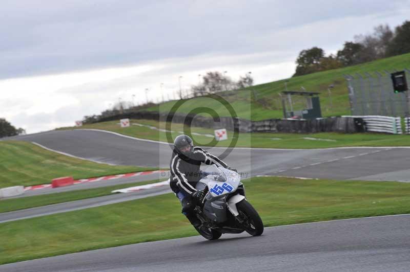 Motorcycle action photographs;Trackday digital images;event digital images;eventdigitalimages;no limits trackday;oulton park;oulton park circuit cheshire;oulton park photographs;peter wileman photography;trackday;trackday photos