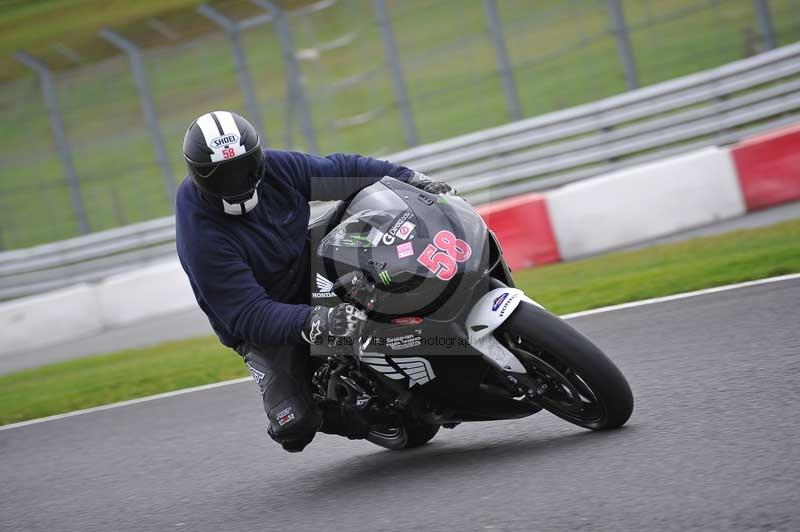 Motorcycle action photographs;Trackday digital images;event digital images;eventdigitalimages;no limits trackday;oulton park;oulton park circuit cheshire;oulton park photographs;peter wileman photography;trackday;trackday photos