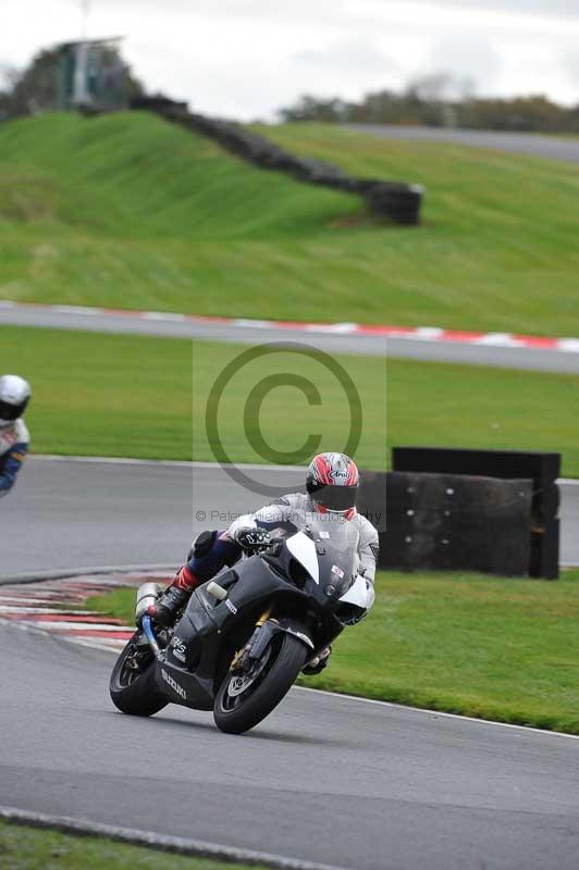 Motorcycle action photographs;Trackday digital images;event digital images;eventdigitalimages;no limits trackday;oulton park;oulton park circuit cheshire;oulton park photographs;peter wileman photography;trackday;trackday photos