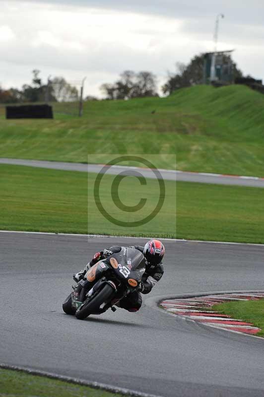 Motorcycle action photographs;Trackday digital images;event digital images;eventdigitalimages;no limits trackday;oulton park;oulton park circuit cheshire;oulton park photographs;peter wileman photography;trackday;trackday photos
