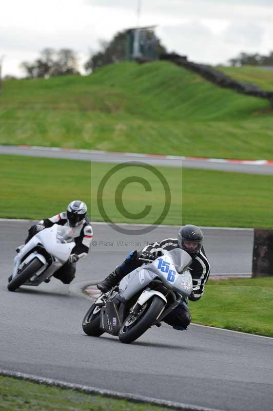 Motorcycle action photographs;Trackday digital images;event digital images;eventdigitalimages;no limits trackday;oulton park;oulton park circuit cheshire;oulton park photographs;peter wileman photography;trackday;trackday photos
