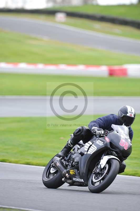Motorcycle action photographs;Trackday digital images;event digital images;eventdigitalimages;no limits trackday;oulton park;oulton park circuit cheshire;oulton park photographs;peter wileman photography;trackday;trackday photos