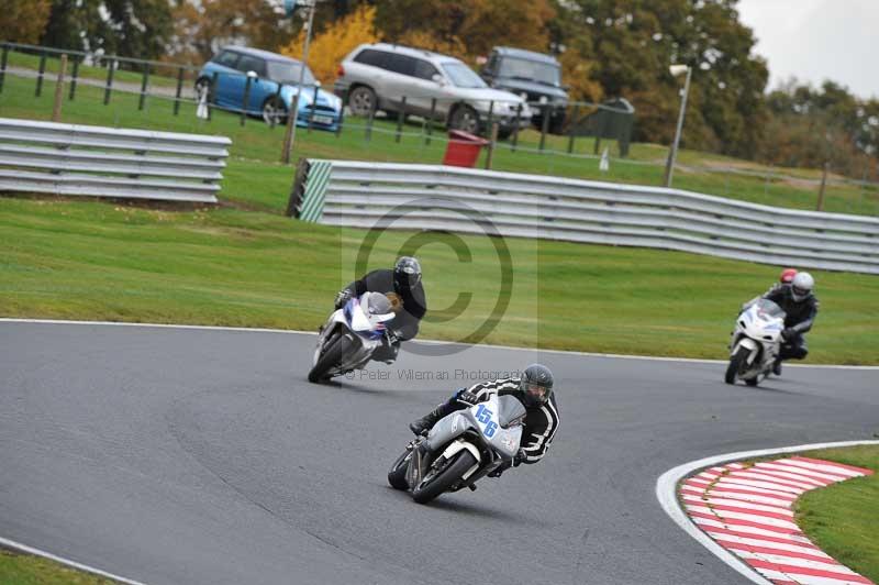 Motorcycle action photographs;Trackday digital images;event digital images;eventdigitalimages;no limits trackday;oulton park;oulton park circuit cheshire;oulton park photographs;peter wileman photography;trackday;trackday photos
