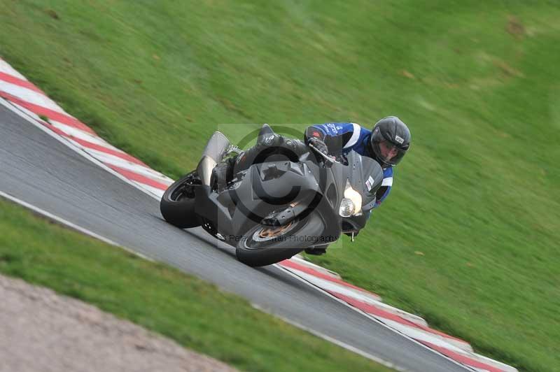 Motorcycle action photographs;Trackday digital images;event digital images;eventdigitalimages;no limits trackday;oulton park;oulton park circuit cheshire;oulton park photographs;peter wileman photography;trackday;trackday photos