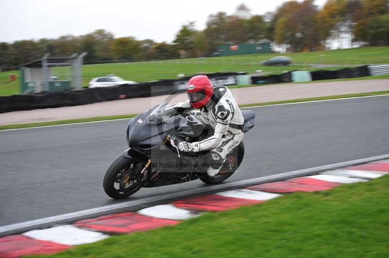 Motorcycle action photographs;Trackday digital images;event digital images;eventdigitalimages;no limits trackday;oulton park;oulton park circuit cheshire;oulton park photographs;peter wileman photography;trackday;trackday photos