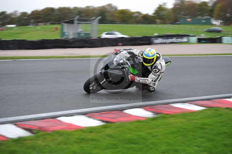 Motorcycle action photographs;Trackday digital images;event digital images;eventdigitalimages;no limits trackday;oulton park;oulton park circuit cheshire;oulton park photographs;peter wileman photography;trackday;trackday photos