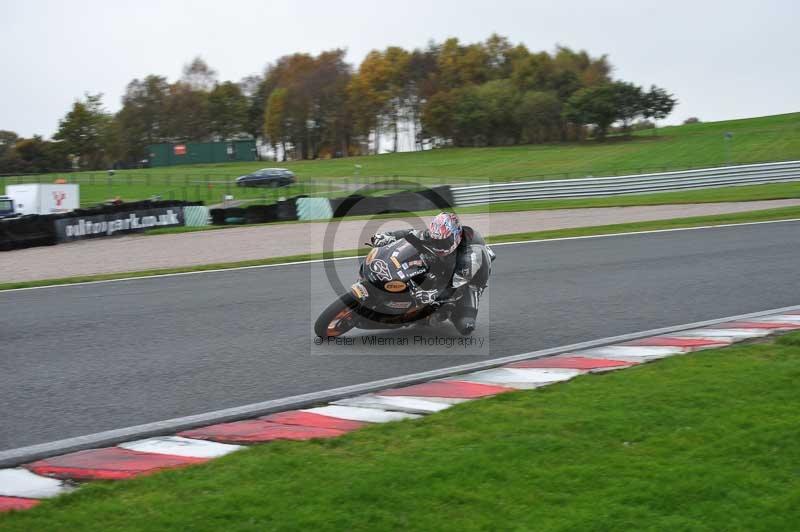 Motorcycle action photographs;Trackday digital images;event digital images;eventdigitalimages;no limits trackday;oulton park;oulton park circuit cheshire;oulton park photographs;peter wileman photography;trackday;trackday photos