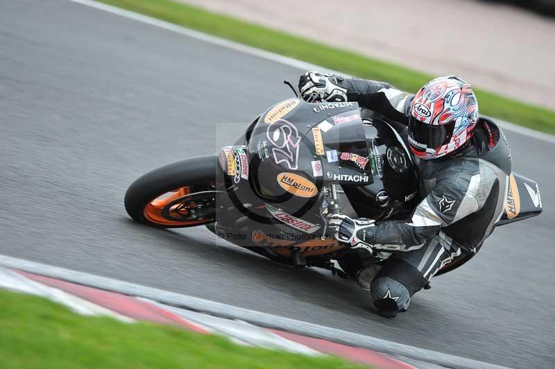 Motorcycle action photographs;Trackday digital images;event digital images;eventdigitalimages;no limits trackday;oulton park;oulton park circuit cheshire;oulton park photographs;peter wileman photography;trackday;trackday photos