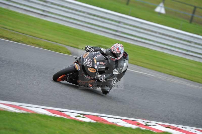 Motorcycle action photographs;Trackday digital images;event digital images;eventdigitalimages;no limits trackday;oulton park;oulton park circuit cheshire;oulton park photographs;peter wileman photography;trackday;trackday photos