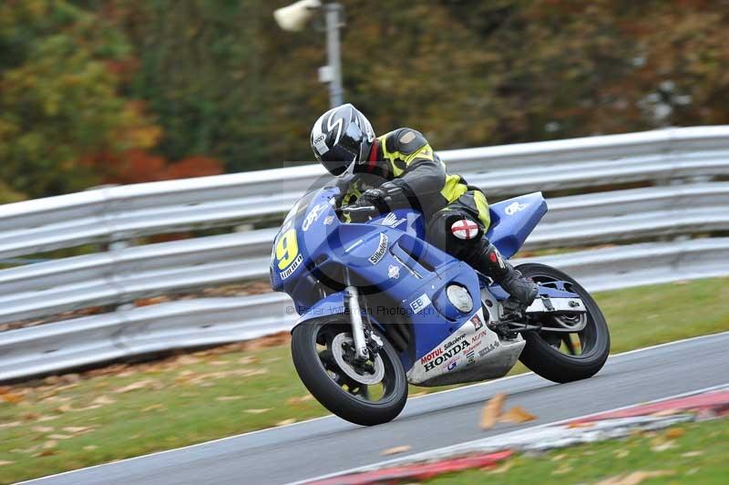 Motorcycle action photographs;Trackday digital images;event digital images;eventdigitalimages;no limits trackday;oulton park;oulton park circuit cheshire;oulton park photographs;peter wileman photography;trackday;trackday photos