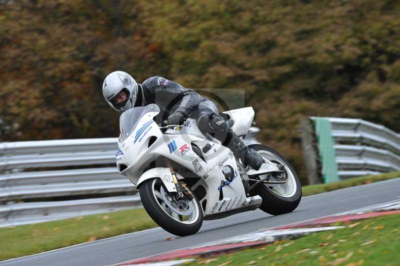 Motorcycle action photographs;Trackday digital images;event digital images;eventdigitalimages;no limits trackday;oulton park;oulton park circuit cheshire;oulton park photographs;peter wileman photography;trackday;trackday photos