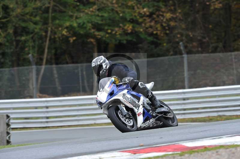 Motorcycle action photographs;Trackday digital images;event digital images;eventdigitalimages;no limits trackday;oulton park;oulton park circuit cheshire;oulton park photographs;peter wileman photography;trackday;trackday photos