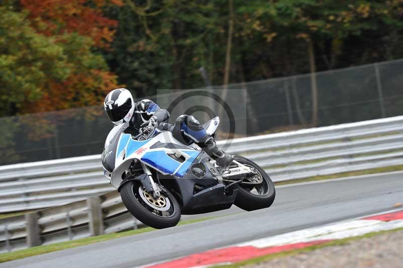 Motorcycle action photographs;Trackday digital images;event digital images;eventdigitalimages;no limits trackday;oulton park;oulton park circuit cheshire;oulton park photographs;peter wileman photography;trackday;trackday photos