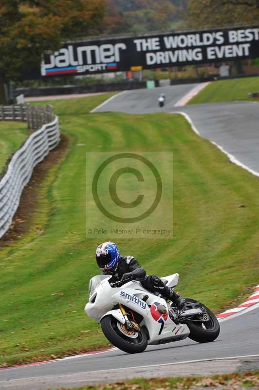 Motorcycle action photographs;Trackday digital images;event digital images;eventdigitalimages;no limits trackday;oulton park;oulton park circuit cheshire;oulton park photographs;peter wileman photography;trackday;trackday photos