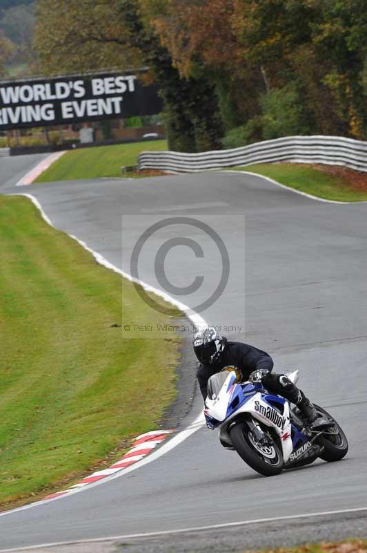 Motorcycle action photographs;Trackday digital images;event digital images;eventdigitalimages;no limits trackday;oulton park;oulton park circuit cheshire;oulton park photographs;peter wileman photography;trackday;trackday photos