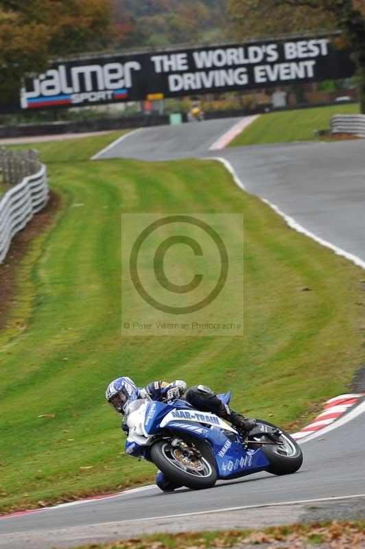 Motorcycle action photographs;Trackday digital images;event digital images;eventdigitalimages;no limits trackday;oulton park;oulton park circuit cheshire;oulton park photographs;peter wileman photography;trackday;trackday photos
