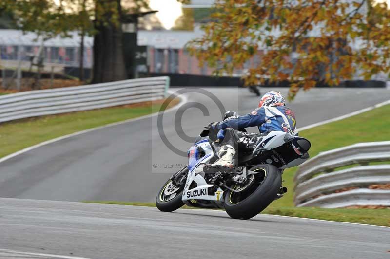 Motorcycle action photographs;Trackday digital images;event digital images;eventdigitalimages;no limits trackday;oulton park;oulton park circuit cheshire;oulton park photographs;peter wileman photography;trackday;trackday photos
