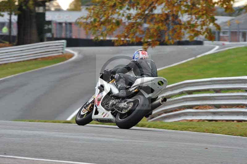 Motorcycle action photographs;Trackday digital images;event digital images;eventdigitalimages;no limits trackday;oulton park;oulton park circuit cheshire;oulton park photographs;peter wileman photography;trackday;trackday photos