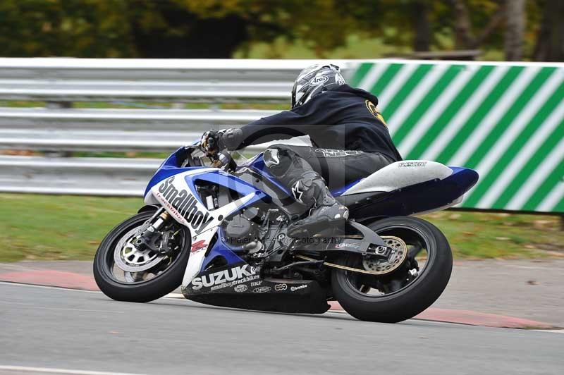 Motorcycle action photographs;Trackday digital images;event digital images;eventdigitalimages;no limits trackday;oulton park;oulton park circuit cheshire;oulton park photographs;peter wileman photography;trackday;trackday photos