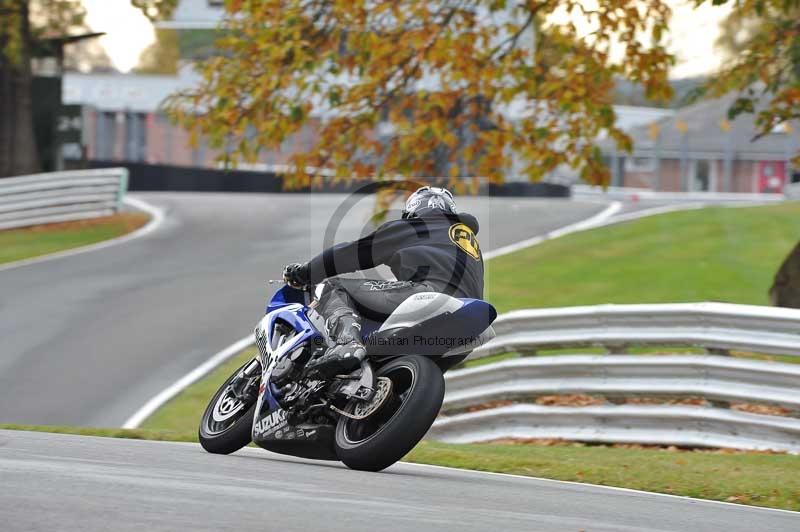 Motorcycle action photographs;Trackday digital images;event digital images;eventdigitalimages;no limits trackday;oulton park;oulton park circuit cheshire;oulton park photographs;peter wileman photography;trackday;trackday photos