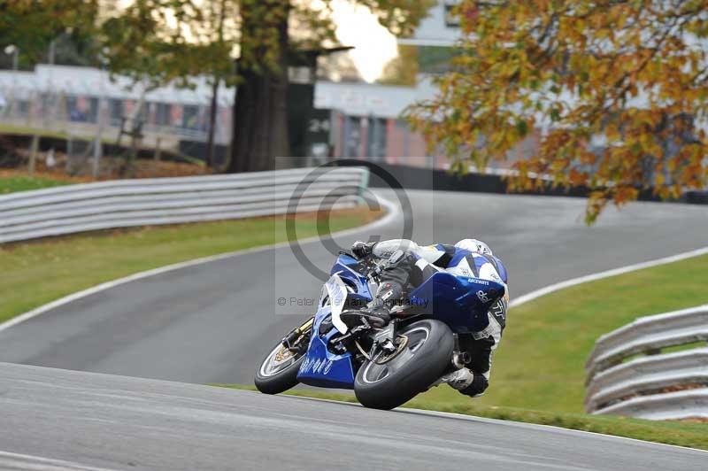 Motorcycle action photographs;Trackday digital images;event digital images;eventdigitalimages;no limits trackday;oulton park;oulton park circuit cheshire;oulton park photographs;peter wileman photography;trackday;trackday photos