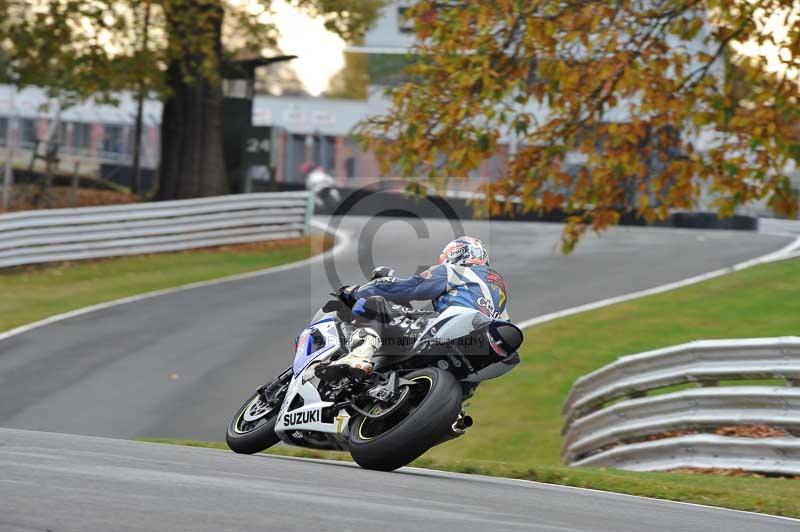 Motorcycle action photographs;Trackday digital images;event digital images;eventdigitalimages;no limits trackday;oulton park;oulton park circuit cheshire;oulton park photographs;peter wileman photography;trackday;trackday photos