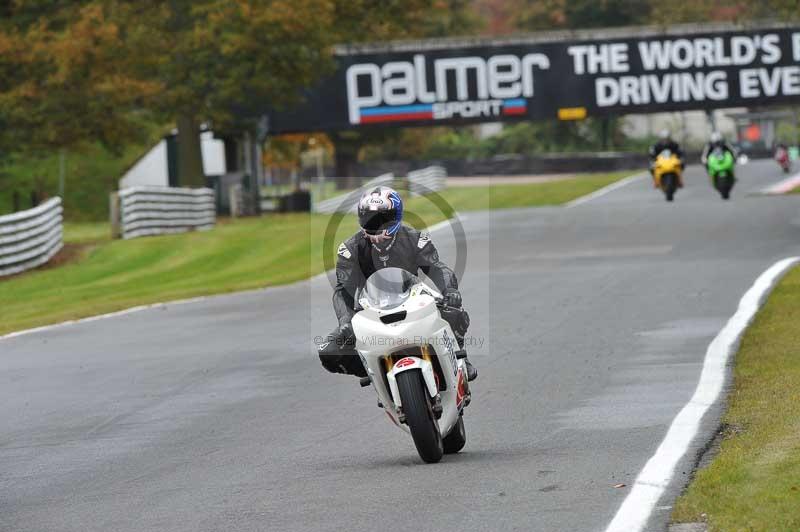Motorcycle action photographs;Trackday digital images;event digital images;eventdigitalimages;no limits trackday;oulton park;oulton park circuit cheshire;oulton park photographs;peter wileman photography;trackday;trackday photos