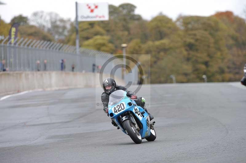 Motorcycle action photographs;Trackday digital images;event digital images;eventdigitalimages;no limits trackday;oulton park;oulton park circuit cheshire;oulton park photographs;peter wileman photography;trackday;trackday photos
