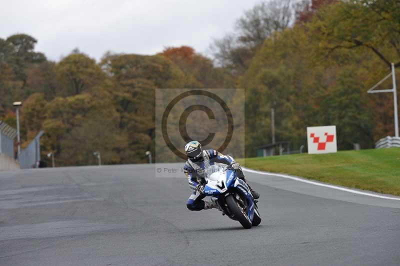 Motorcycle action photographs;Trackday digital images;event digital images;eventdigitalimages;no limits trackday;oulton park;oulton park circuit cheshire;oulton park photographs;peter wileman photography;trackday;trackday photos