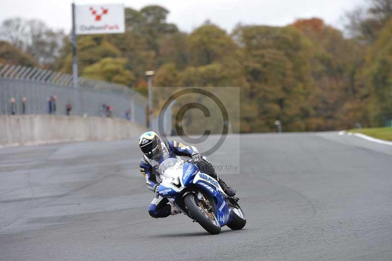 Motorcycle action photographs;Trackday digital images;event digital images;eventdigitalimages;no limits trackday;oulton park;oulton park circuit cheshire;oulton park photographs;peter wileman photography;trackday;trackday photos