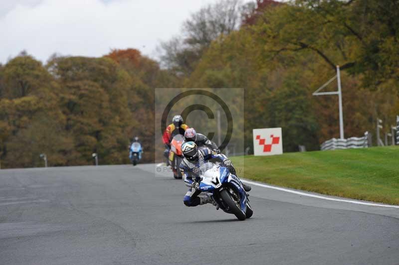 Motorcycle action photographs;Trackday digital images;event digital images;eventdigitalimages;no limits trackday;oulton park;oulton park circuit cheshire;oulton park photographs;peter wileman photography;trackday;trackday photos
