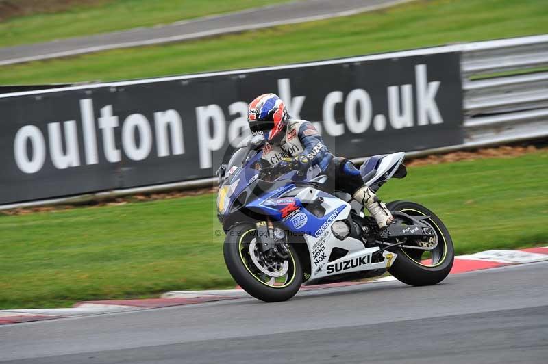 Motorcycle action photographs;Trackday digital images;event digital images;eventdigitalimages;no limits trackday;oulton park;oulton park circuit cheshire;oulton park photographs;peter wileman photography;trackday;trackday photos