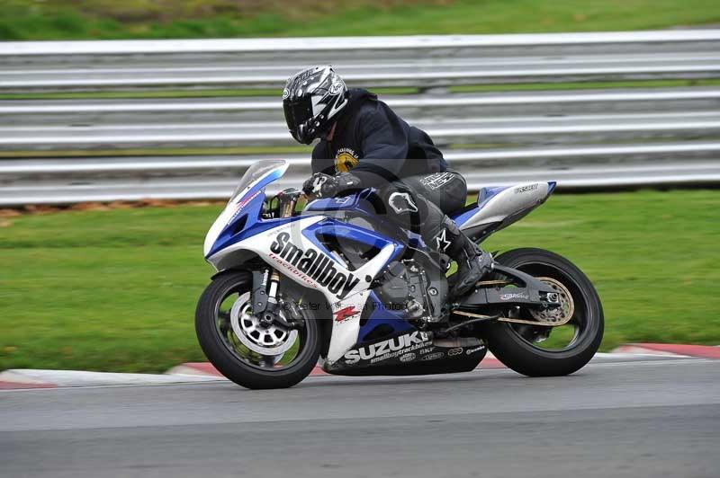 Motorcycle action photographs;Trackday digital images;event digital images;eventdigitalimages;no limits trackday;oulton park;oulton park circuit cheshire;oulton park photographs;peter wileman photography;trackday;trackday photos