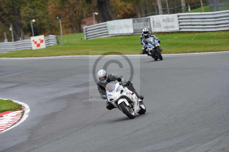 Motorcycle action photographs;Trackday digital images;event digital images;eventdigitalimages;no limits trackday;oulton park;oulton park circuit cheshire;oulton park photographs;peter wileman photography;trackday;trackday photos