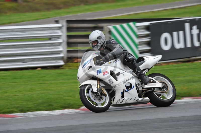 Motorcycle action photographs;Trackday digital images;event digital images;eventdigitalimages;no limits trackday;oulton park;oulton park circuit cheshire;oulton park photographs;peter wileman photography;trackday;trackday photos