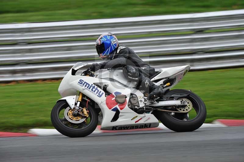 Motorcycle action photographs;Trackday digital images;event digital images;eventdigitalimages;no limits trackday;oulton park;oulton park circuit cheshire;oulton park photographs;peter wileman photography;trackday;trackday photos