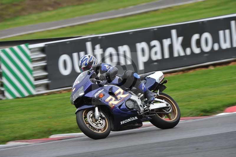 Motorcycle action photographs;Trackday digital images;event digital images;eventdigitalimages;no limits trackday;oulton park;oulton park circuit cheshire;oulton park photographs;peter wileman photography;trackday;trackday photos