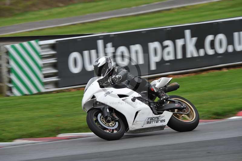 Motorcycle action photographs;Trackday digital images;event digital images;eventdigitalimages;no limits trackday;oulton park;oulton park circuit cheshire;oulton park photographs;peter wileman photography;trackday;trackday photos