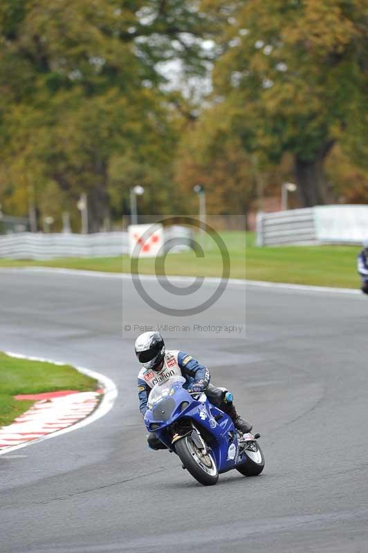 Motorcycle action photographs;Trackday digital images;event digital images;eventdigitalimages;no limits trackday;oulton park;oulton park circuit cheshire;oulton park photographs;peter wileman photography;trackday;trackday photos