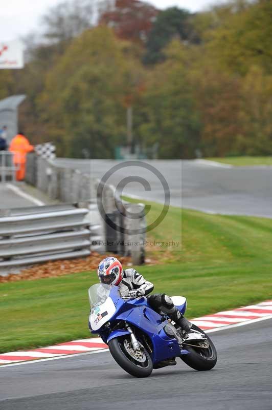 Motorcycle action photographs;Trackday digital images;event digital images;eventdigitalimages;no limits trackday;oulton park;oulton park circuit cheshire;oulton park photographs;peter wileman photography;trackday;trackday photos
