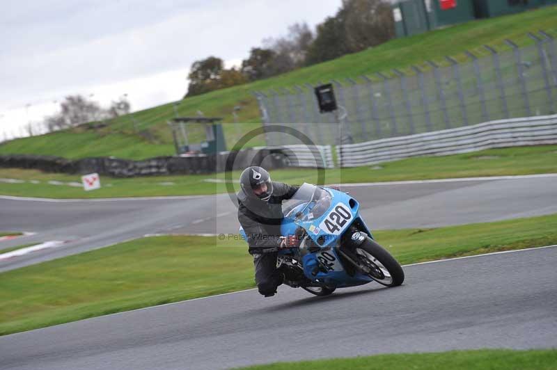 Motorcycle action photographs;Trackday digital images;event digital images;eventdigitalimages;no limits trackday;oulton park;oulton park circuit cheshire;oulton park photographs;peter wileman photography;trackday;trackday photos