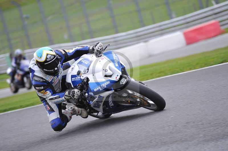 Motorcycle action photographs;Trackday digital images;event digital images;eventdigitalimages;no limits trackday;oulton park;oulton park circuit cheshire;oulton park photographs;peter wileman photography;trackday;trackday photos