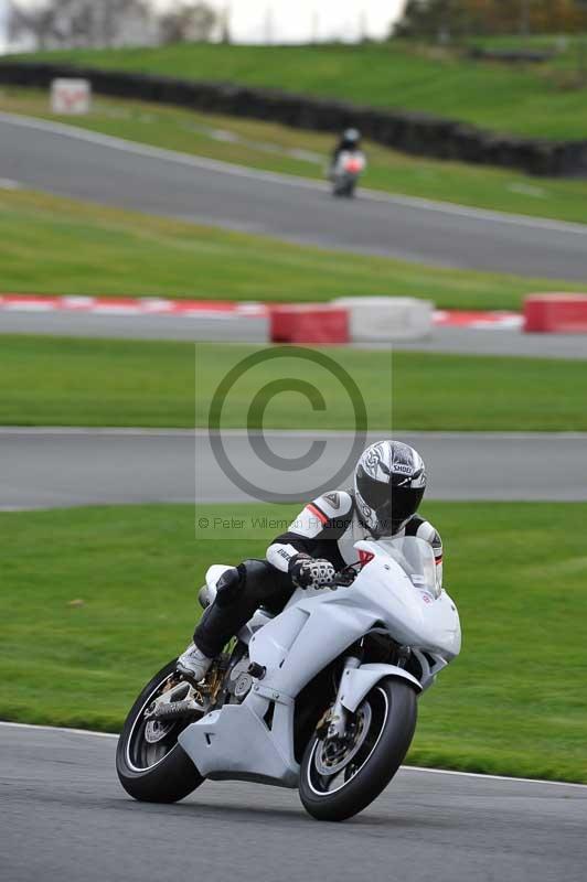 Motorcycle action photographs;Trackday digital images;event digital images;eventdigitalimages;no limits trackday;oulton park;oulton park circuit cheshire;oulton park photographs;peter wileman photography;trackday;trackday photos