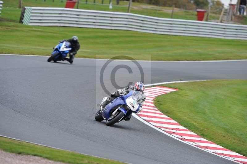 Motorcycle action photographs;Trackday digital images;event digital images;eventdigitalimages;no limits trackday;oulton park;oulton park circuit cheshire;oulton park photographs;peter wileman photography;trackday;trackday photos