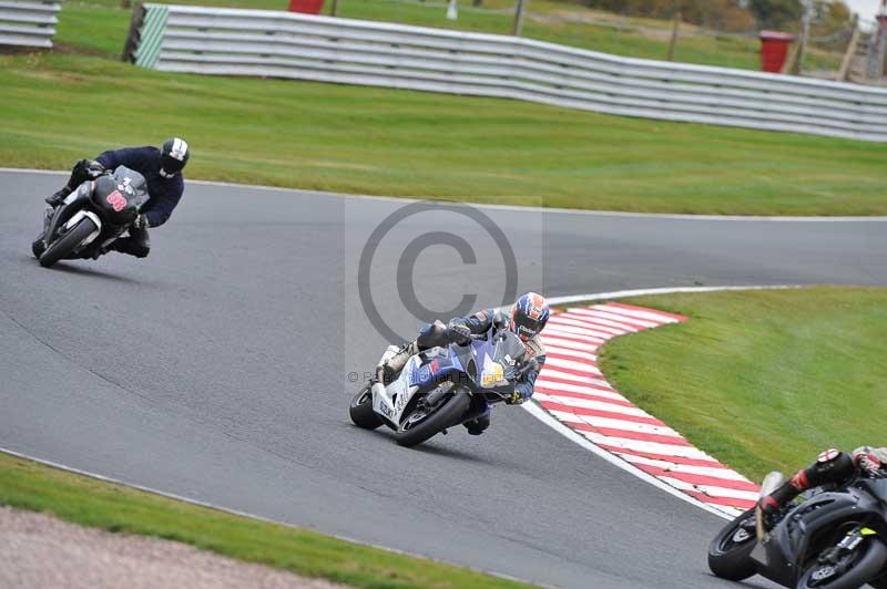 Motorcycle action photographs;Trackday digital images;event digital images;eventdigitalimages;no limits trackday;oulton park;oulton park circuit cheshire;oulton park photographs;peter wileman photography;trackday;trackday photos