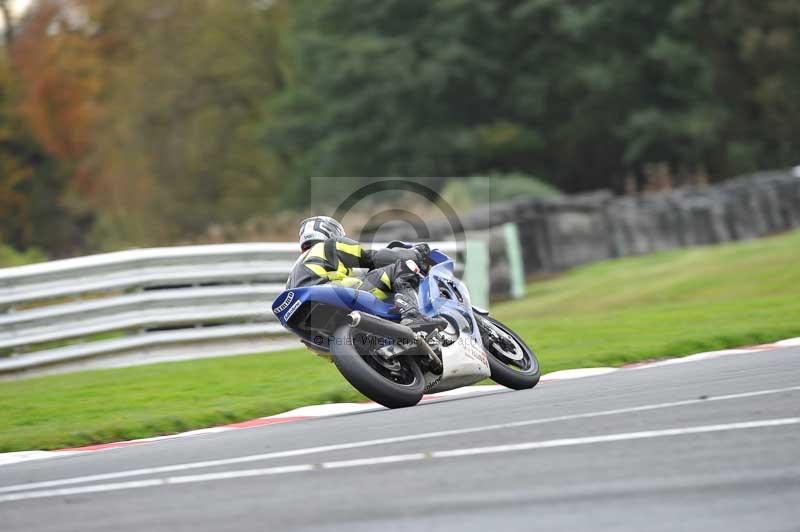 Motorcycle action photographs;Trackday digital images;event digital images;eventdigitalimages;no limits trackday;oulton park;oulton park circuit cheshire;oulton park photographs;peter wileman photography;trackday;trackday photos