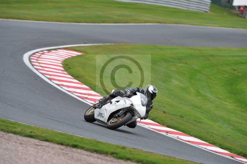 Motorcycle action photographs;Trackday digital images;event digital images;eventdigitalimages;no limits trackday;oulton park;oulton park circuit cheshire;oulton park photographs;peter wileman photography;trackday;trackday photos