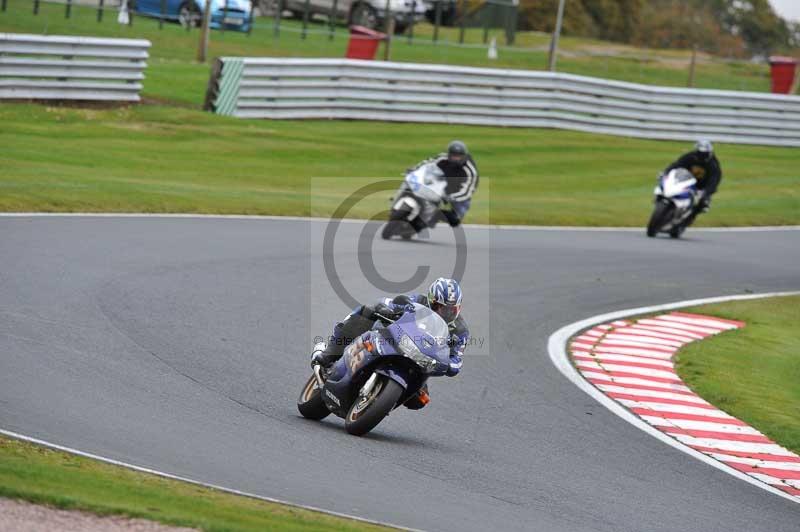 Motorcycle action photographs;Trackday digital images;event digital images;eventdigitalimages;no limits trackday;oulton park;oulton park circuit cheshire;oulton park photographs;peter wileman photography;trackday;trackday photos