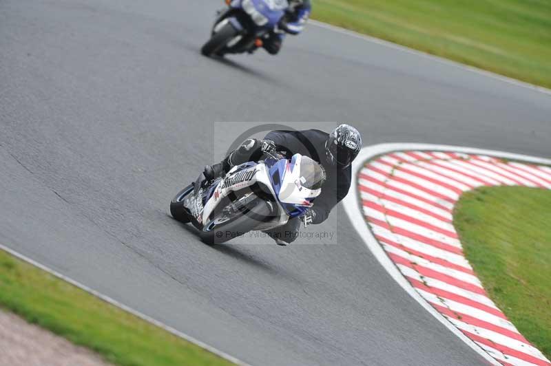 Motorcycle action photographs;Trackday digital images;event digital images;eventdigitalimages;no limits trackday;oulton park;oulton park circuit cheshire;oulton park photographs;peter wileman photography;trackday;trackday photos